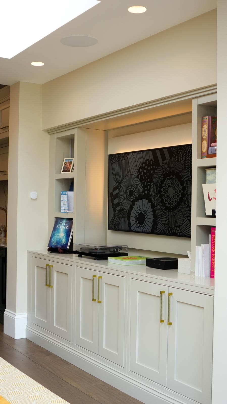 Fitted Shelving in Southfields – ABETA Group