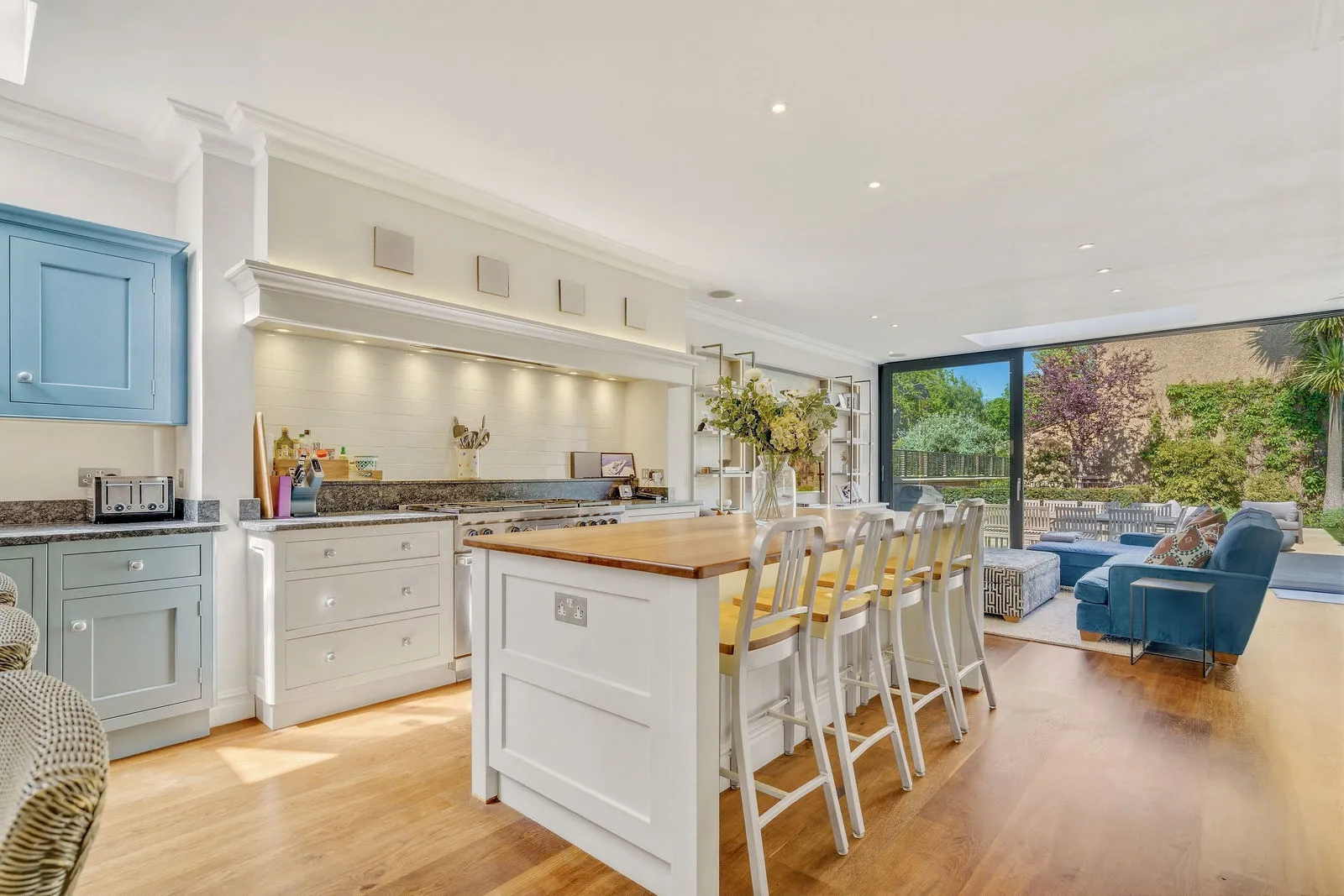 London Construction Experts | Empower Your Vision